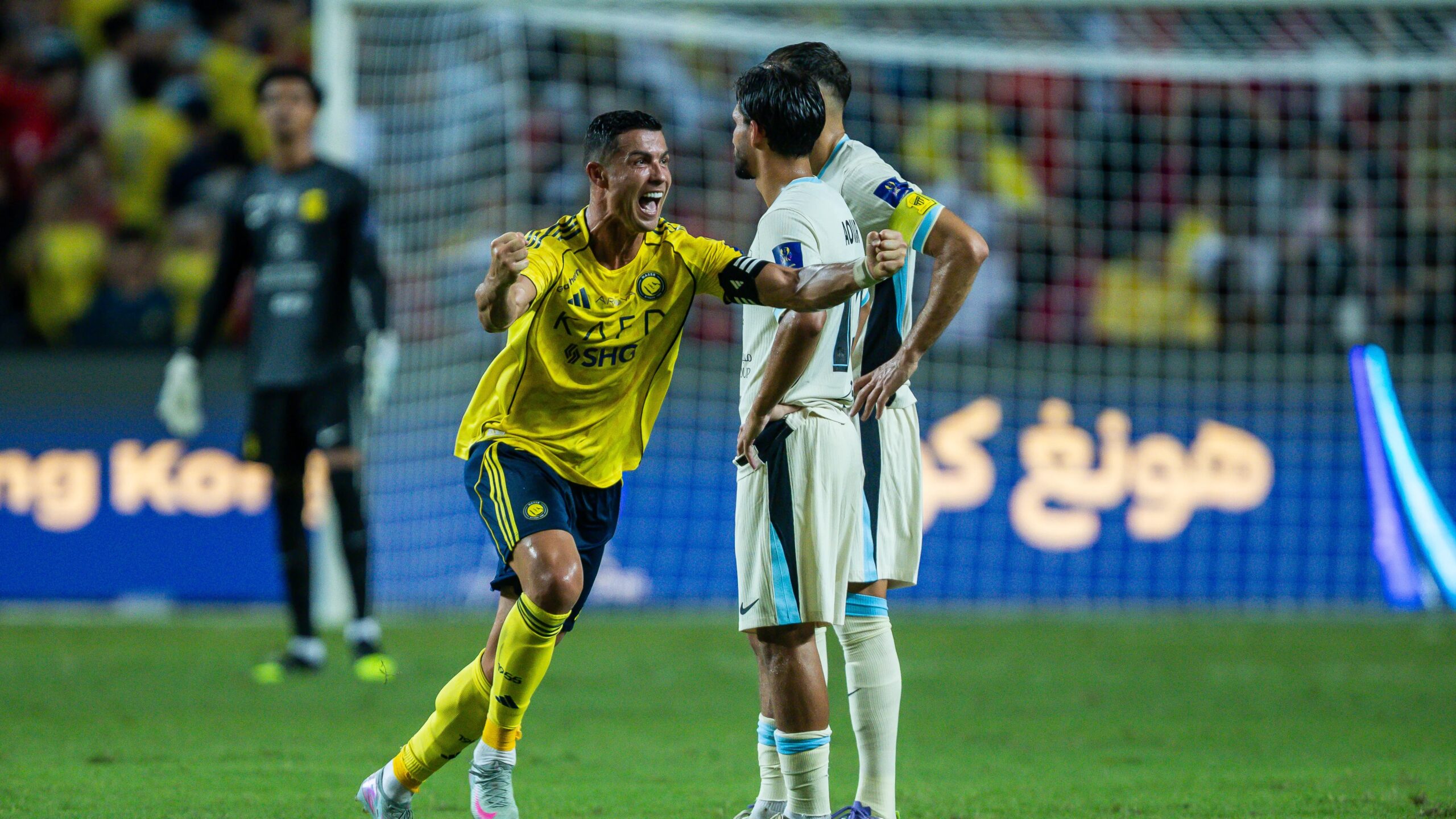 أسطورة الاتحاد يتمنى تتويج النصر بالدوري السعودي ويؤكد على قوة المنافسة