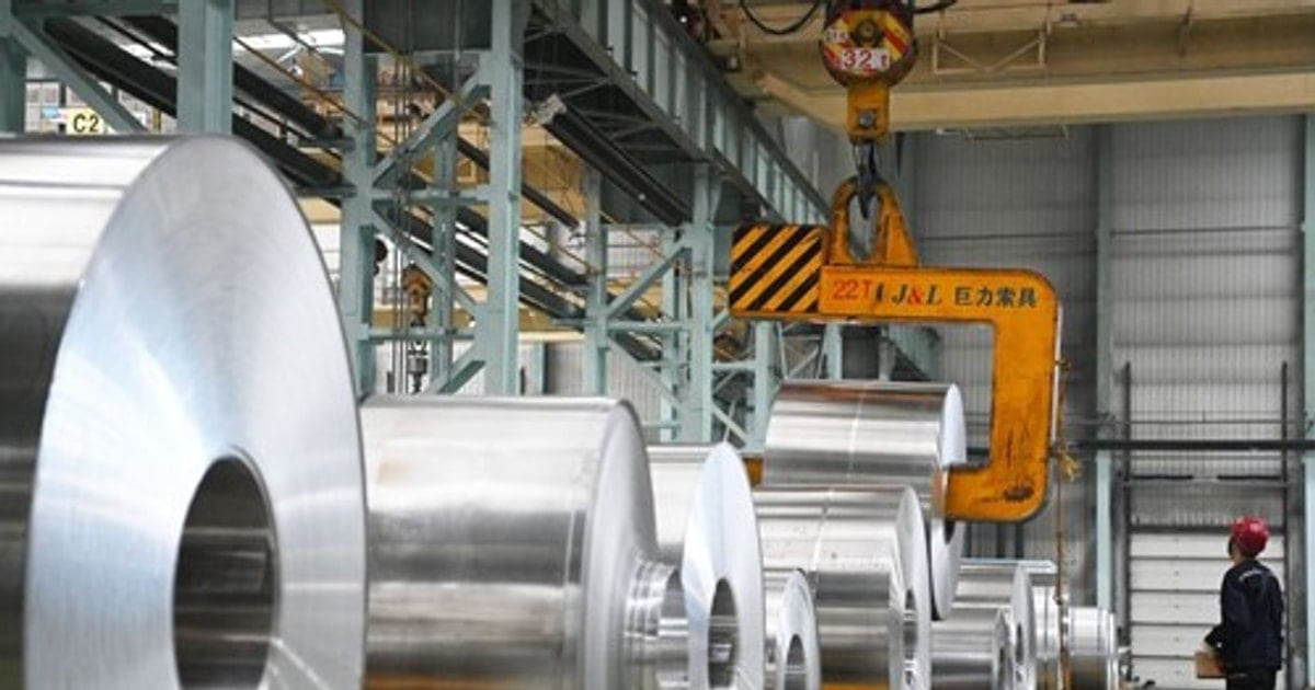 أسعار الألومنيوم العالمية تتجاوز 3259 دولارًا للطن وسط توقف شركة كاتالوم عن الإنتاج