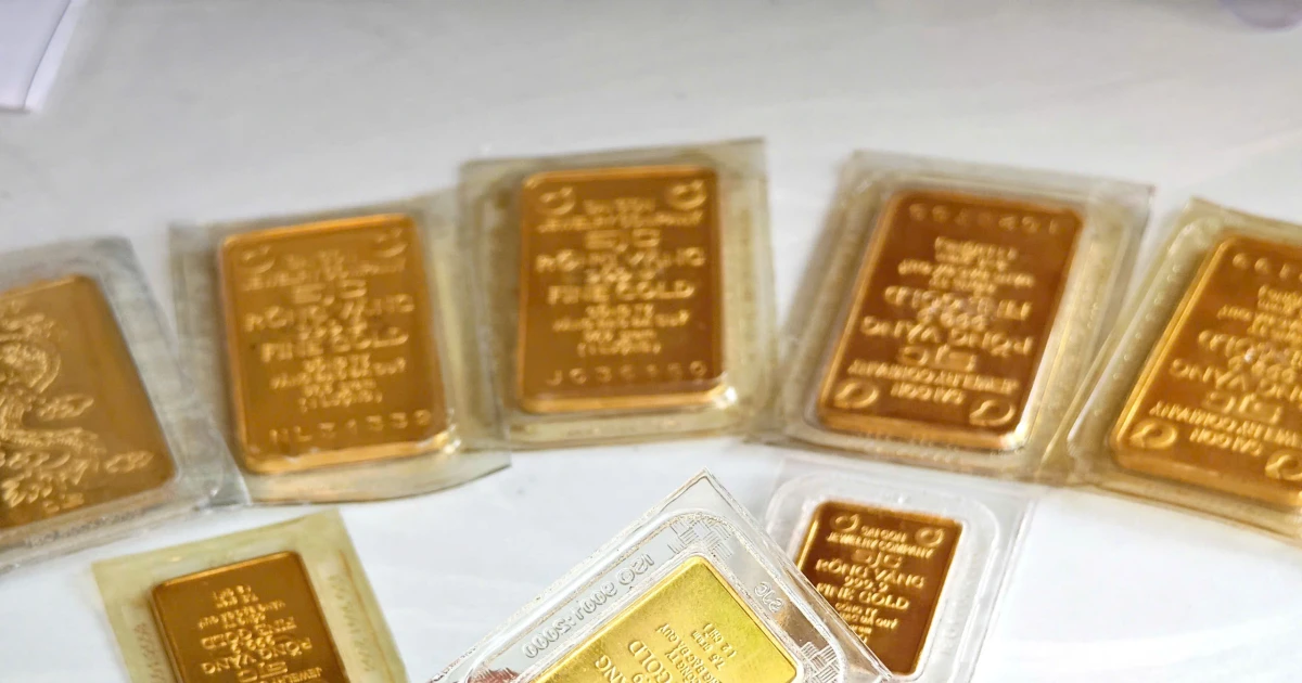 أسعار الذهب تتأرجح بين شركات SJC وBTMC وPNJ وMi Hong.. والخواتم الذهبية تزيّن مناسبات في جميع أنحاء العالم