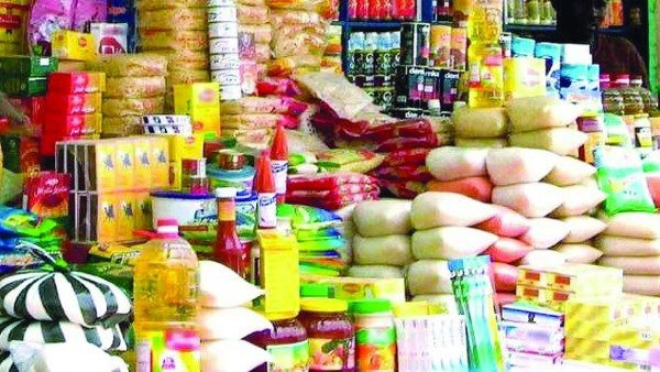 أسعار السلع الغذائية اليوم.. تراجع طفيف يطَّبع الأسواق في الأرز والزيوت والسكر