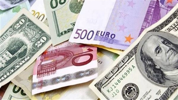 أسعار العملات العربية والأجنبية تتصدر عناوين السوق في مؤشر البنك المركزي