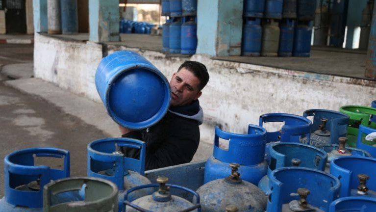 أنابيب البوتاجاز تشهد ارتفاعات مفاجئة في الأسعار خلال ساعات.. التفاصيل