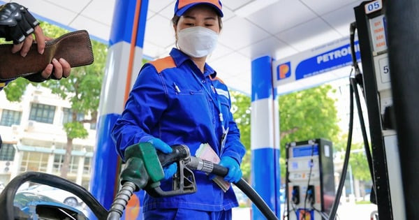 إطلاق مقترحات لوائح جديدة تعزز تنظيم تجارة البنزين والنفط وترسِّخ الشفافية في السوق