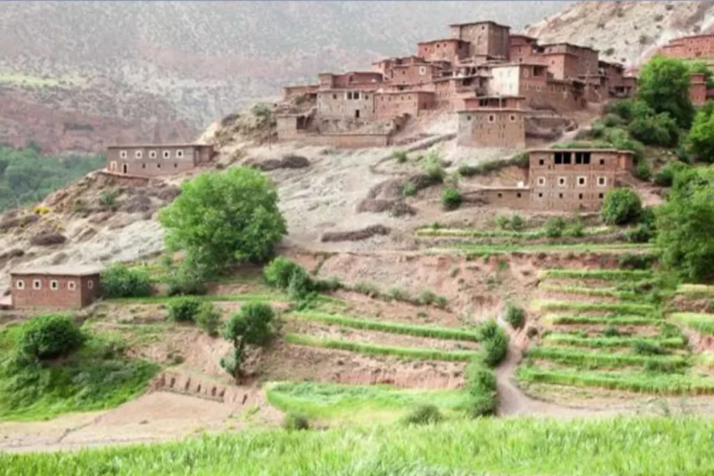 إقليم أزيلال: انهيارات ترابية تتلف قنوات السقي في أيت شريبو وتنذر بكارثة على الأراضي الفلاحية في حاجة إلى تدخل عاجل (فيديو)