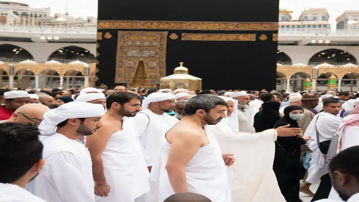 إماراتي عالق في مكة يكشف المعاملة الصادمة التي تعرض لها.. ويؤكد: "لم أشعر بالغربة أبداً"