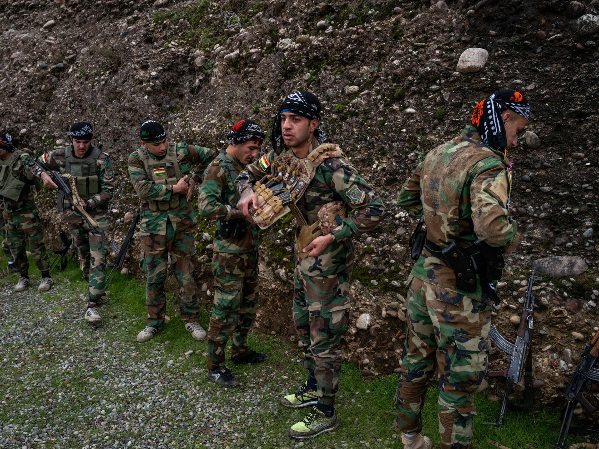 إيران تلجأ إلى قصف مواقع كردية في شمالي العراق ردًا على تقارير عن هجوم بري يهدد الأمن والاستقرار