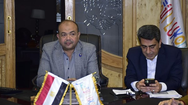 اجتماع عاجل بالأقصر لمتابعة تطبيق التسعيرة الجديدة للسرفيس بعد رفع أسعار البنزين والسولار