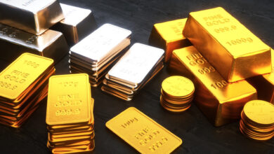 ارتفاع الذهب والفضة مع استقرار الدولار وسط تصاعد التوترات في إيران