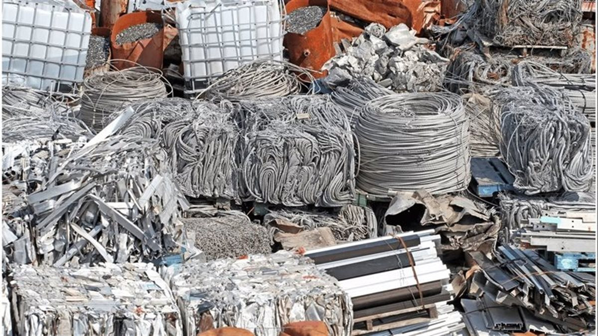 استقرار في أسعار الخردة اليوم.. الحديد يبدأ من 18 جنيها والألومنيوم يلامس 98 للكيلو