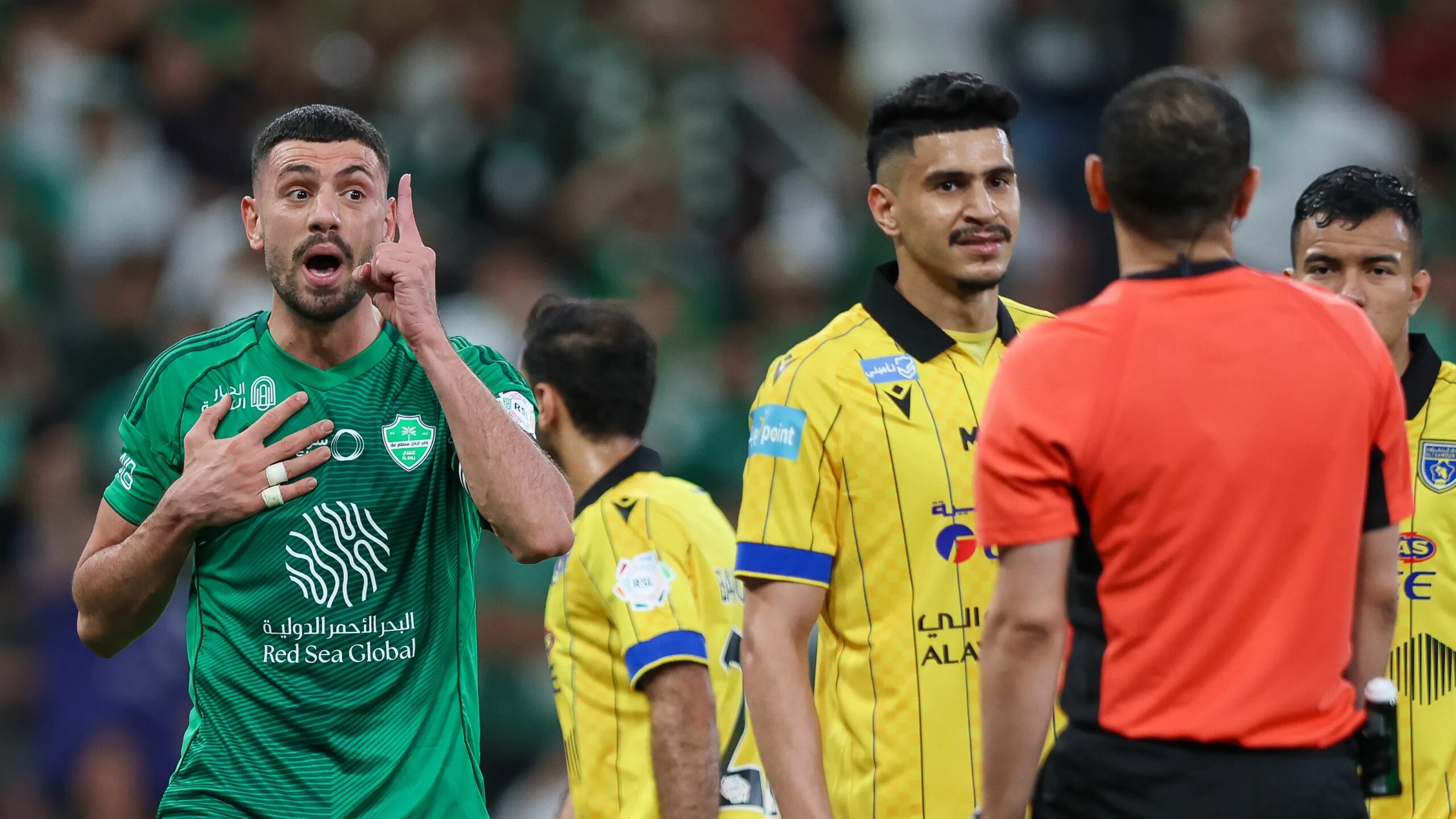 الأهلي يواجه تهديدات بفقدان ديميرال بشكل أكبر من المتوقع بسبب التوقعات المقلقة