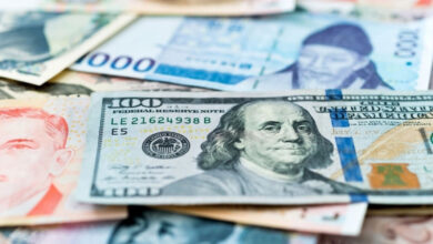 الانعكاس المفاجئ للدولار الأمريكي يُشعل تراجعه بعد ارتفاع غير متوقع