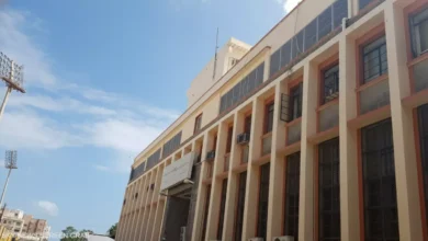 البنك المركزي اليمني يعلن وقف جميع الحوالات المالية.. قرار مفاجئ يهدد استقرار القطاع المصرفي خلال 15 يومًا