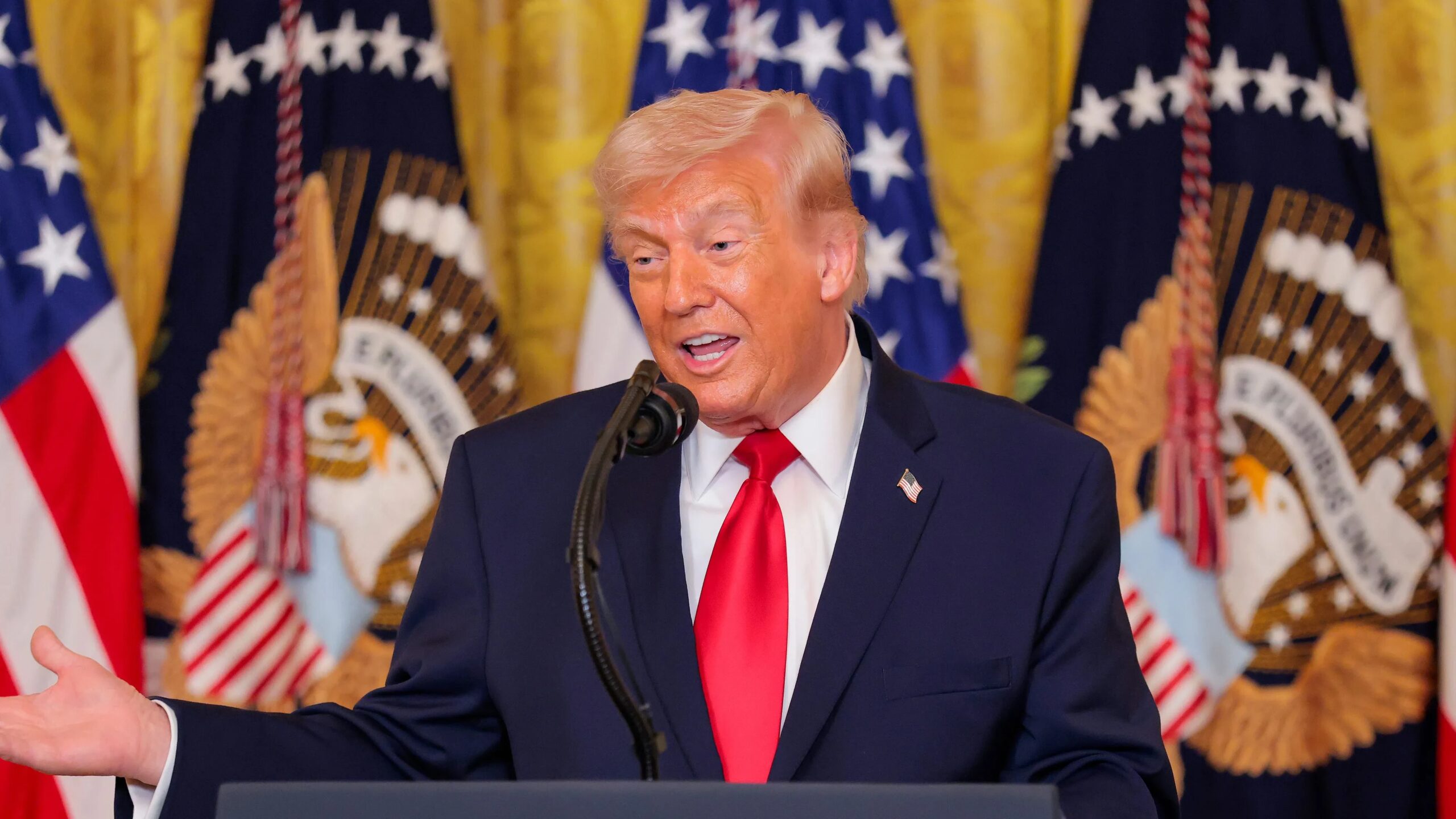 البيت الأبيض يرد على تزايد المخاوف حول تنظيم كأس العالم 2026