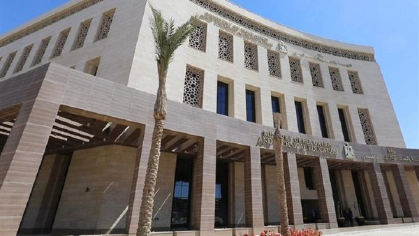 التعليم يحدد آليات تحكيم وتصفيات مسابقة تحدي القراءة العربي لتعزيز المواهب وتطوير المهارات القرائية