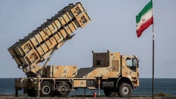 الدفاع الجوي الإيراني يُعلن عن إسقاط طائرة مسيرة من نوع هرمس تابعة لإسرائيل في خطوة تصعيدية مهمة