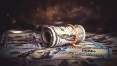 الريال اليمني يسجل استقراراً مفاجئاً أمام الدولار والسعودي.. تطورات سعرية ملحوظة الخميس