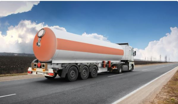 السعودية تتخذ إجراءات جديدة لمواجهة تهريب ونقل البنزين والديزل عقب التصعيد الإيراني في المنطقة