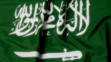 السعودية تطلب عقد اجتماع عربي طارئ لبحث التطورات الراهنة والتحركات الإقليمية