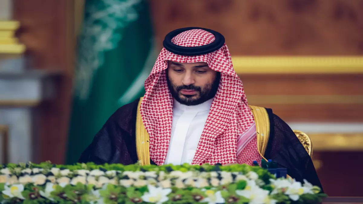 القائمة السرية للحسابات الرسمية التي تنقذك من الشائعات المدمرة.. مطار الملك خالد يطلق تنبيهاً صادماً لتنبيه المسافرين