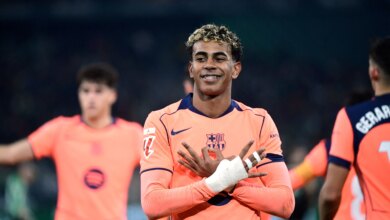 القنوات الناقلة لمباراة برشلونة وإشبيلية في الدوري الإسباني 2025-2026 وكيفية مشاهدتها عبر الإنترنت