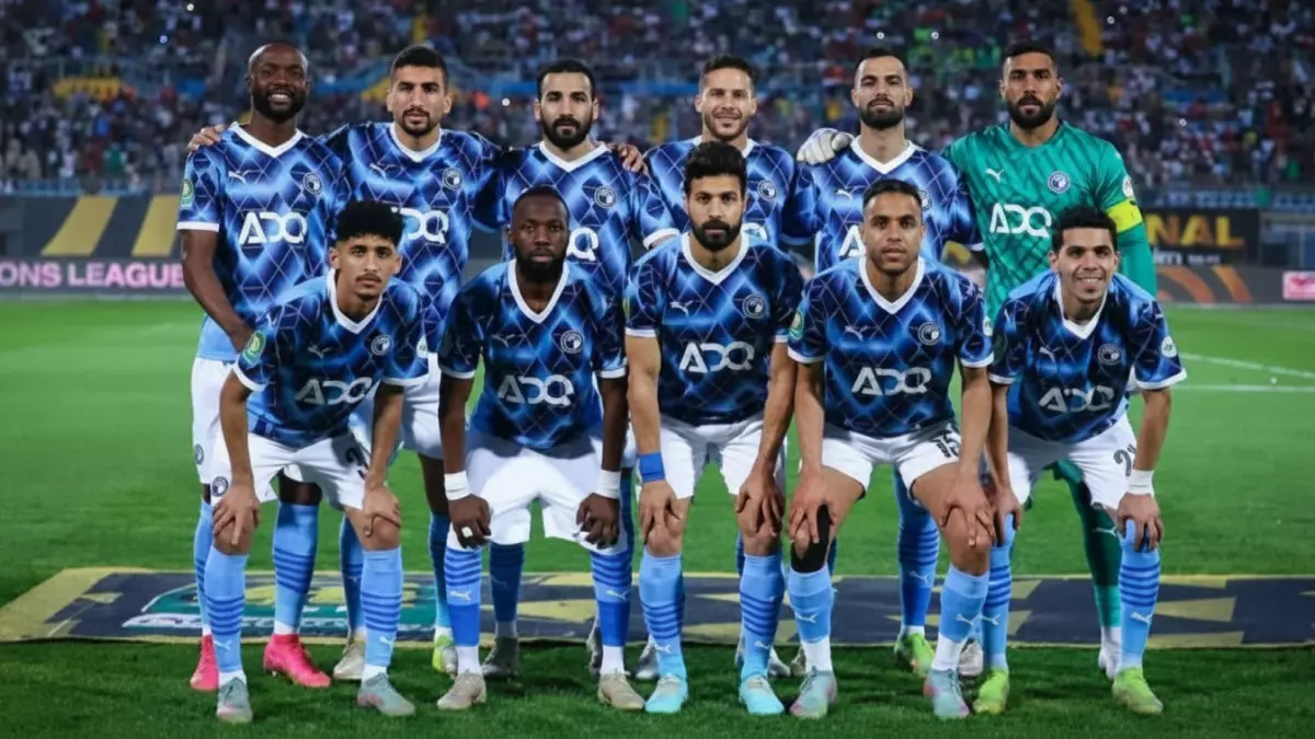 المواجهة الحاسمة بين بيراميدز والبنك الأهلي تسعى لتحديد مصير الصدارة.. هل يتمكن بيراميدز من انتزاع لقب الكبار؟