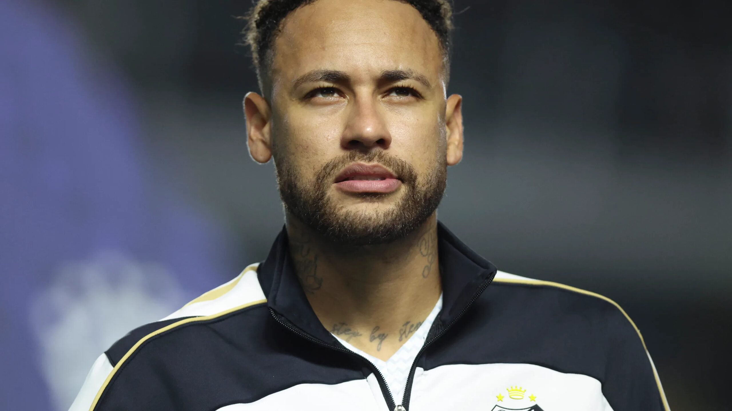 امرأة تتعرض لآلام حادة وتلاحق نيمار بفضيحة جديدة تثير الجدل