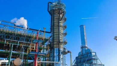 انخفاض أسعار النفط يثير تكهنات بتدخل أميركي محتمل في سوق العقود الآجلة