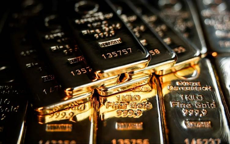 انخفاض مستمر في أسعار الذهب يطول للأسبوع الثاني على التوالي وسط ترقب الأسواق