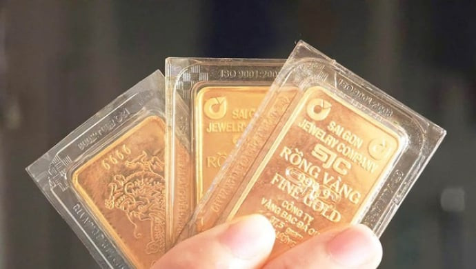 انخفاض مفاجئ يتجاوز 2.2 مليون دونغ فيتنامي في القيمة خلال الليل