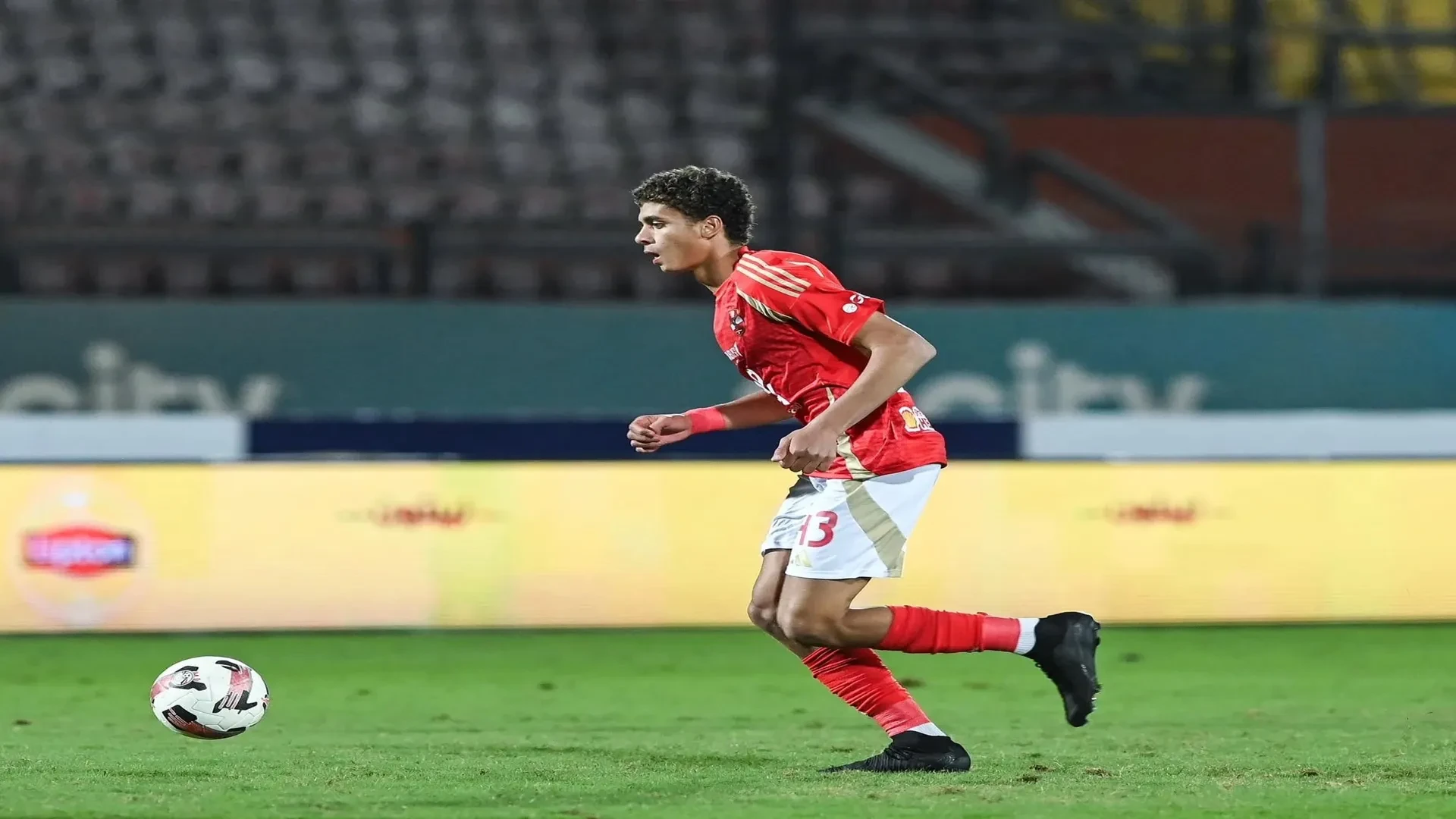 برشلونة يضع خطة طويلة الأمد لتطوير حمزة عبد الكريم وتعزيز مكانته في النادي