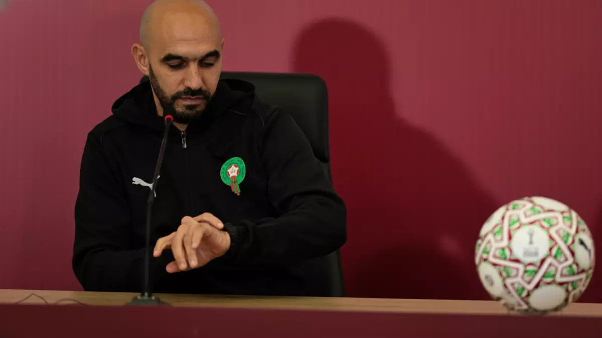 بعد الصدمة الإفريقية.. المغرب يعلن رسمياً إقالة وليد الركراكي وكشف هوية المدرب الجديد قبل انطلاق المونديال