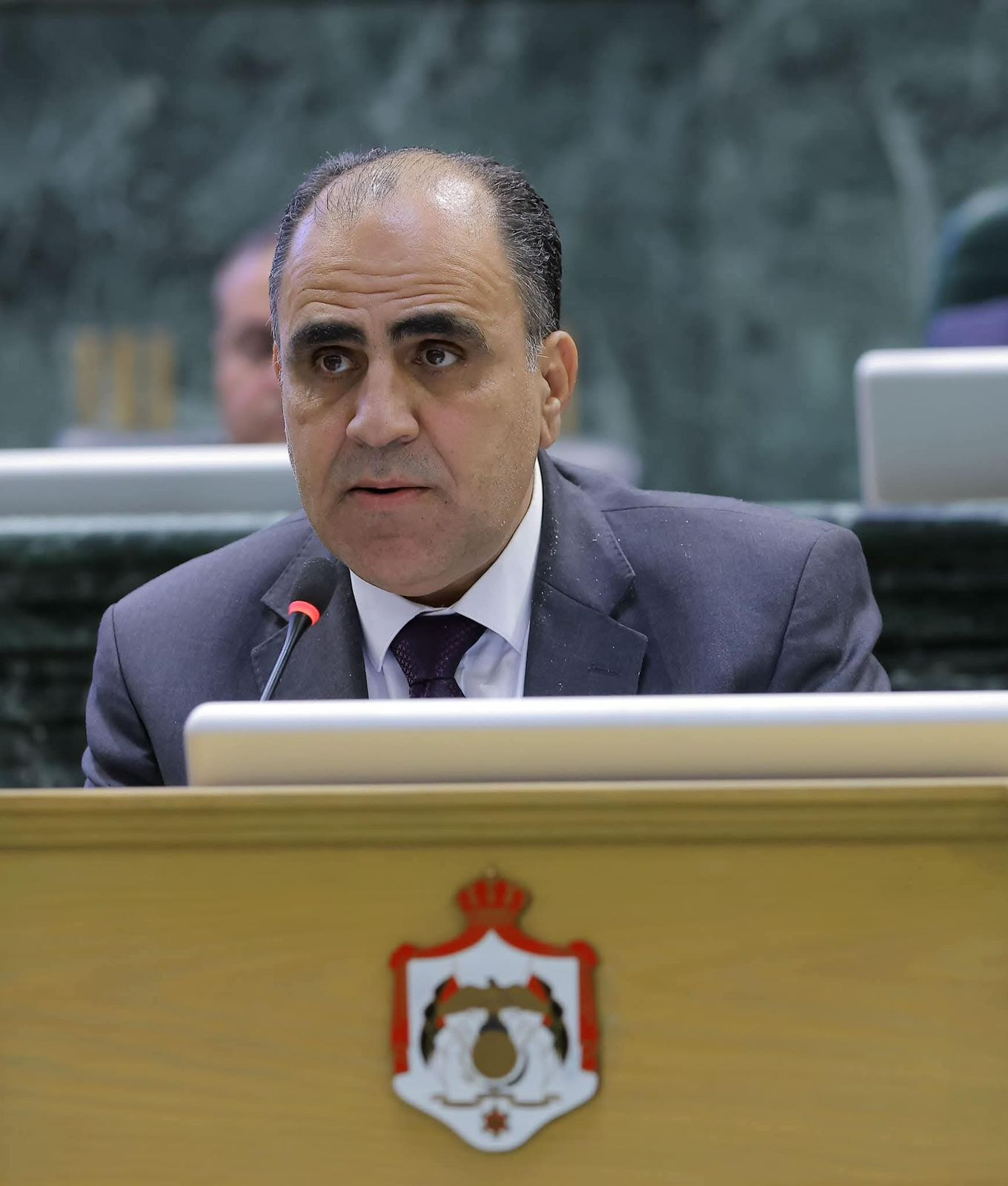 بني هاني ينتقد سحب مندوبي ديوان المحاسبة ويطالب بزيادة الرقابة على شركات "الضمان" لتعزيز الشفافية والمساءلة