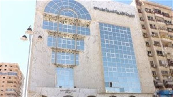 تأثير محدود جدًا لنهاية رفع سعر البنزين.. زيادة لا تتجاوز 50 جنيهاً في سعر الطن