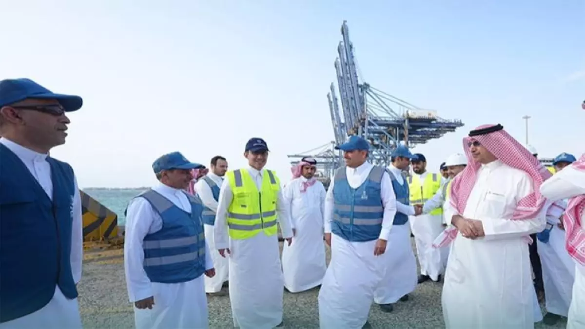 تبرعات السعوديين تتخطى حاجز المليار ريال في رقم قياسي مذهل.. وإحسان تتصدر المشهد في صناعة التاريخ