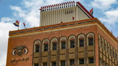 تحذير عاجل من الحوثي لـ24 مليون يمني: مهلة 48 ساعة فقط لكبح الخسائر التي قد تصل إلى 75% من مدخراتك