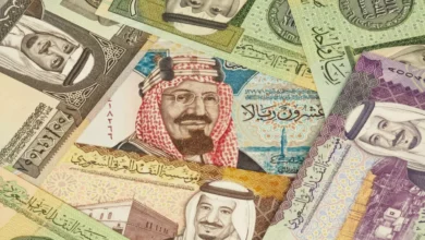 تحركات صادمة في أسعار العملات اليوم.. تهاوي الدينار الكويتي وارتفاع قياسي في الريال القطري