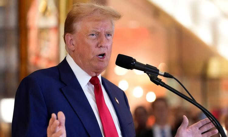 ترامب يحذر: انهيار أسعار النفط وشيك مع انتهاء الصراع مع إيران