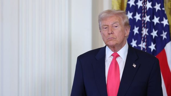 ترامب يعلن عن تحالف أمريكي لمكافحة العصابات ويهدد بتنفيذ ضربات عسكرية مباشرة لضمان الأمن الإقليمي