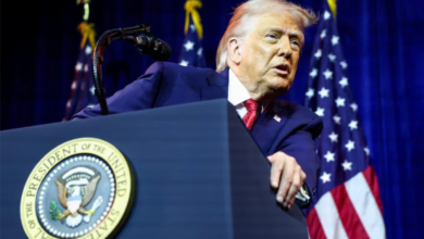 ترامب يهدد الكونجرس بجمود تشريعي حاسم إثر تمرير قانون "إنقاذ أمريكا"