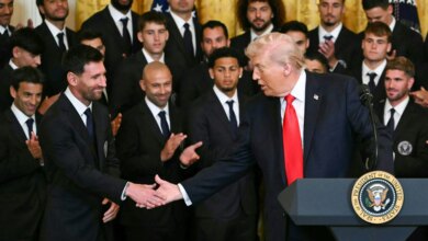 تصفيق ميسي لترامب يثير الجدل وسكوارانو يوضح الحقيقة