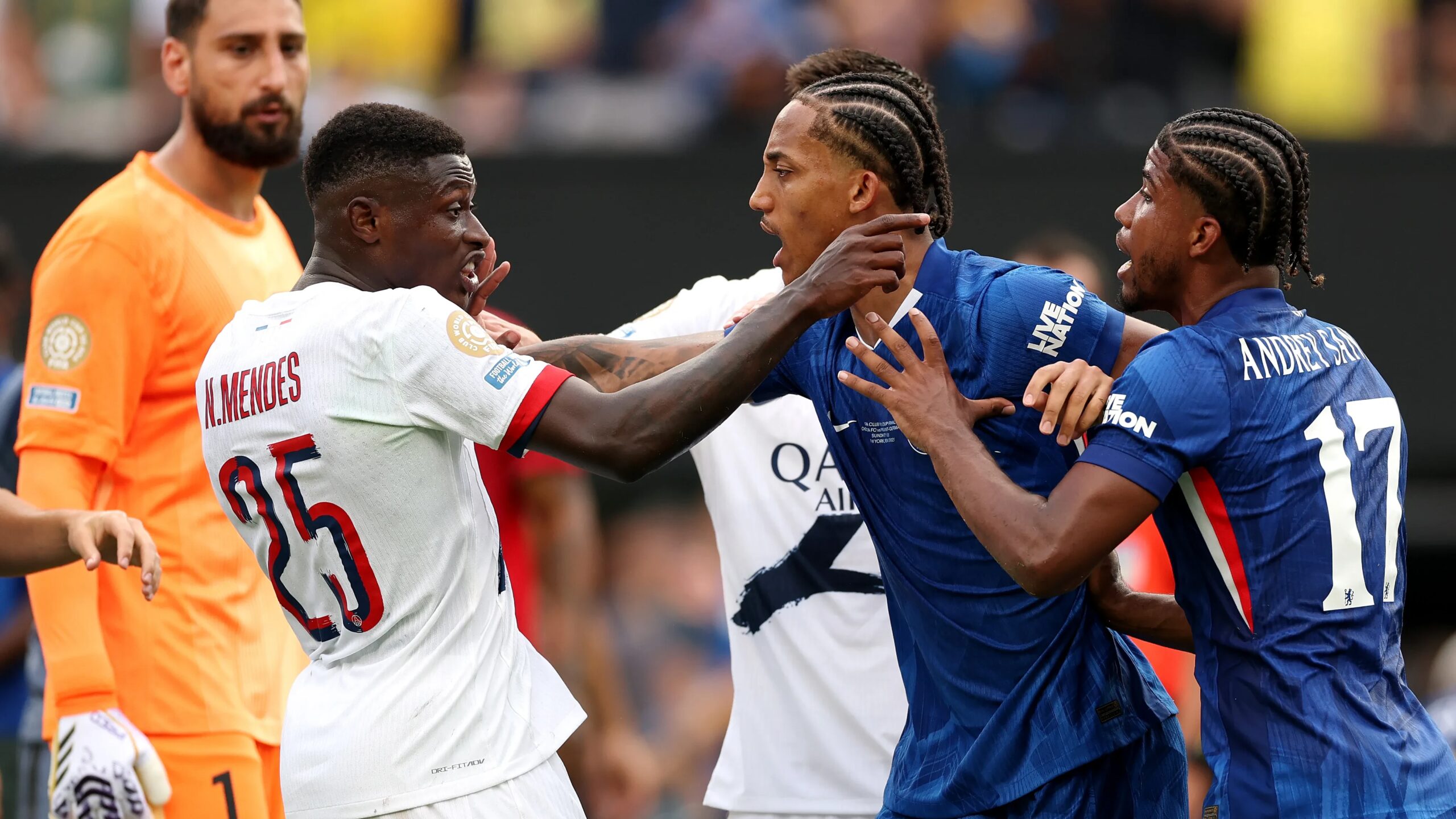 تعرف على القنوات الناقلة لمباراة PSG وتشيلسي في ذهاب دور الـ16 من دوري أبطال أوروبا 2025-2026 وكيفية مشاهدتها عبر الإنترنت