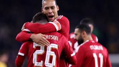 تعرف على القنوات الناقلة لمباراة ليفربول وتوتنهام في الدوري الإنجليزي 2025-2026 وكيفية متابعتها عبر الإنترنت