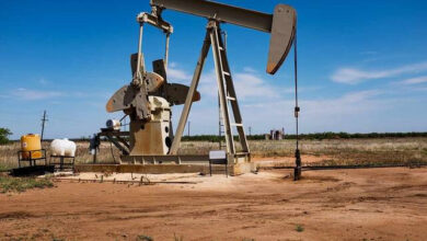 تواصل تراجع أسعار النفط وسط تأثر السوق بتصريحات ترامب