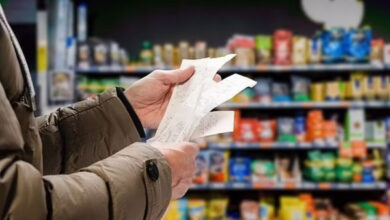 توجيه رئاسي بدراسة إحالة المحتكرين إلى القضاء العسكري.. خبير يكشف تأثير القرار على الأسواق