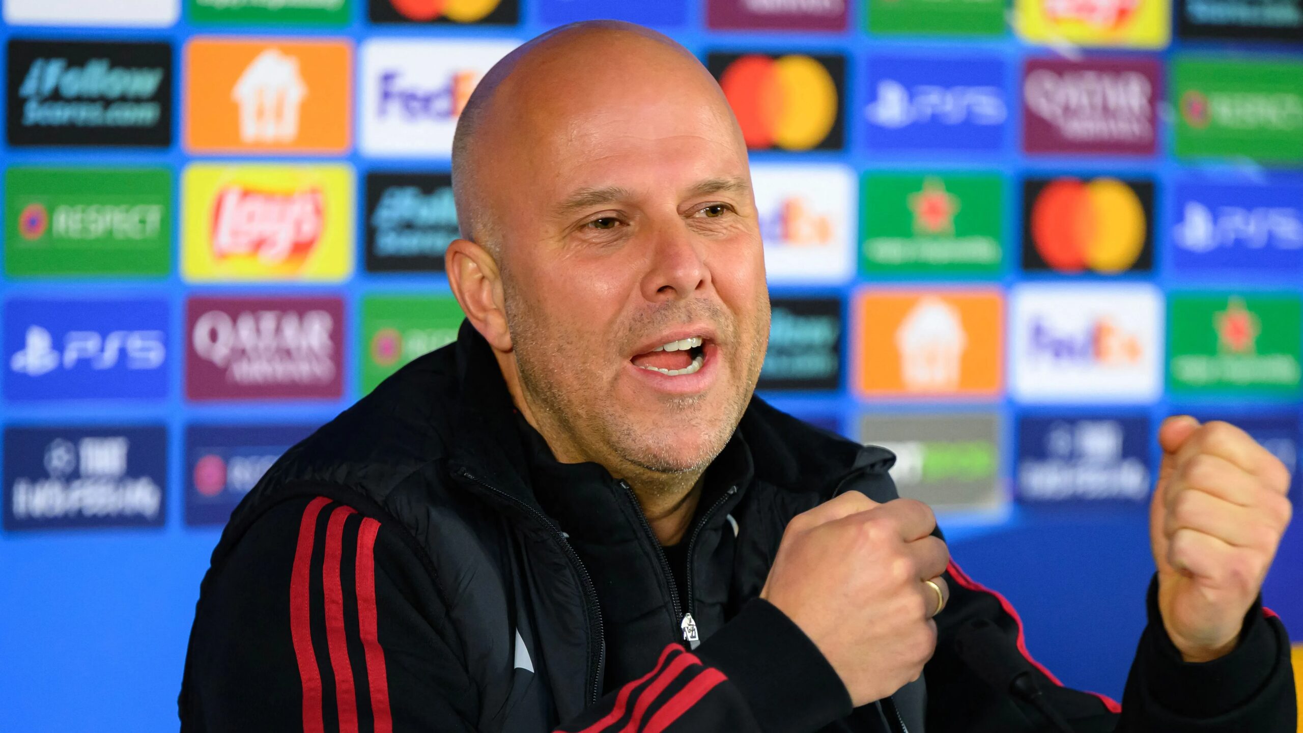 جالطة سراي يكشف عن السلاح الأخطر الذي يمنع اللعب ضد المشجعين ويعزز فرصه