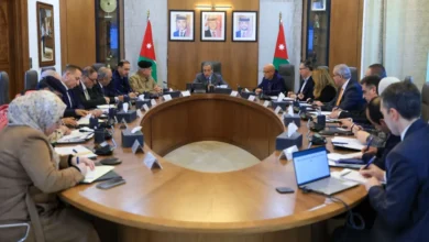 حسان يوجِّه بمراقبة الأسواق والأسعار واتخاذ إجراءات حاسمة لمنع الاحتكار