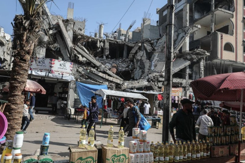 حملة ميدانية لضبط أسعار السلع في أسواق غزة ردًا على الغلاء وحظر التعامل في "الفوركس"