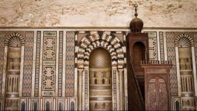 خطبة الجمعة اليوم تتناول "آيات الله في بدر" وتسلط الضوء على الدروس والعبر المستفادة من معركة بدر المجيدة في سياق شهر رمضان المبارك.