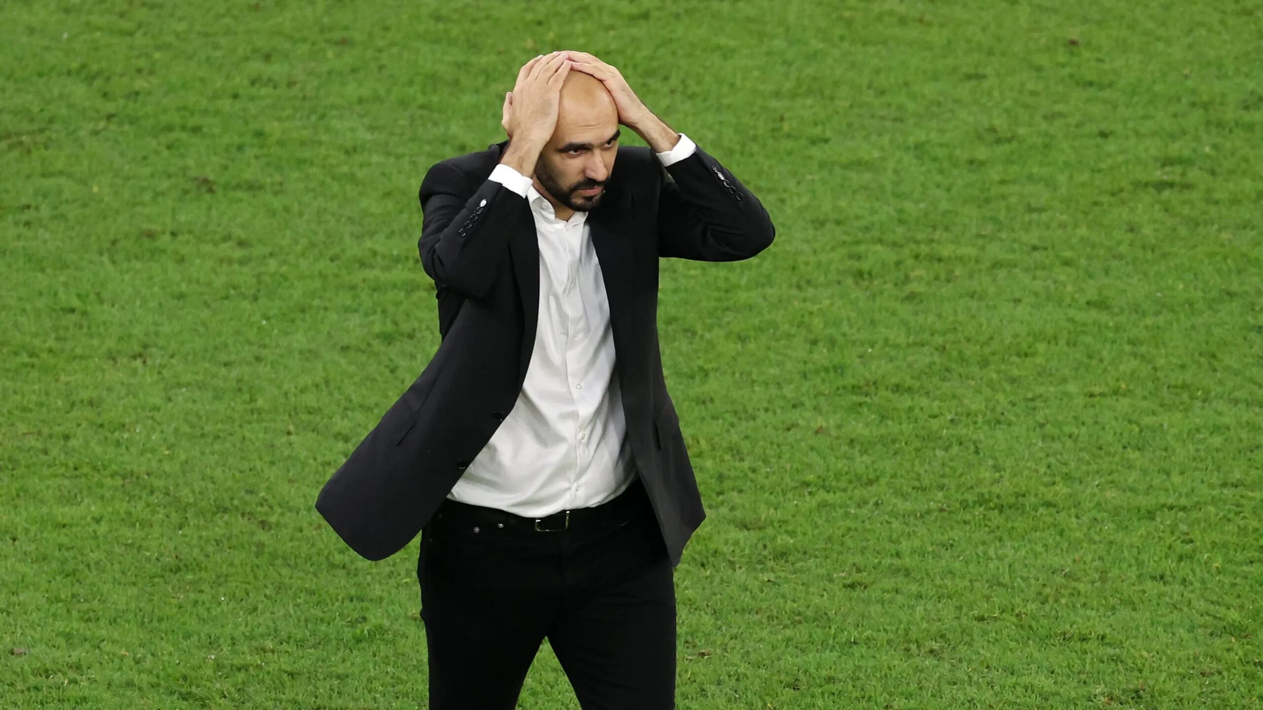 خمسة وجهات أوروبية محتملة أمام الركراكي لتعزيز مسيرته التدريبية