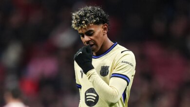 رباعي برشلونة يامال وألبا مهددون بالإيقاف بسبب الانذارات